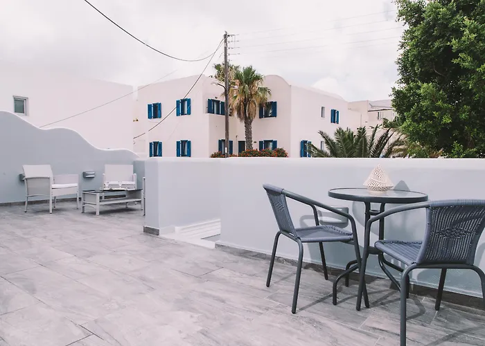 Oasis Suites Fira