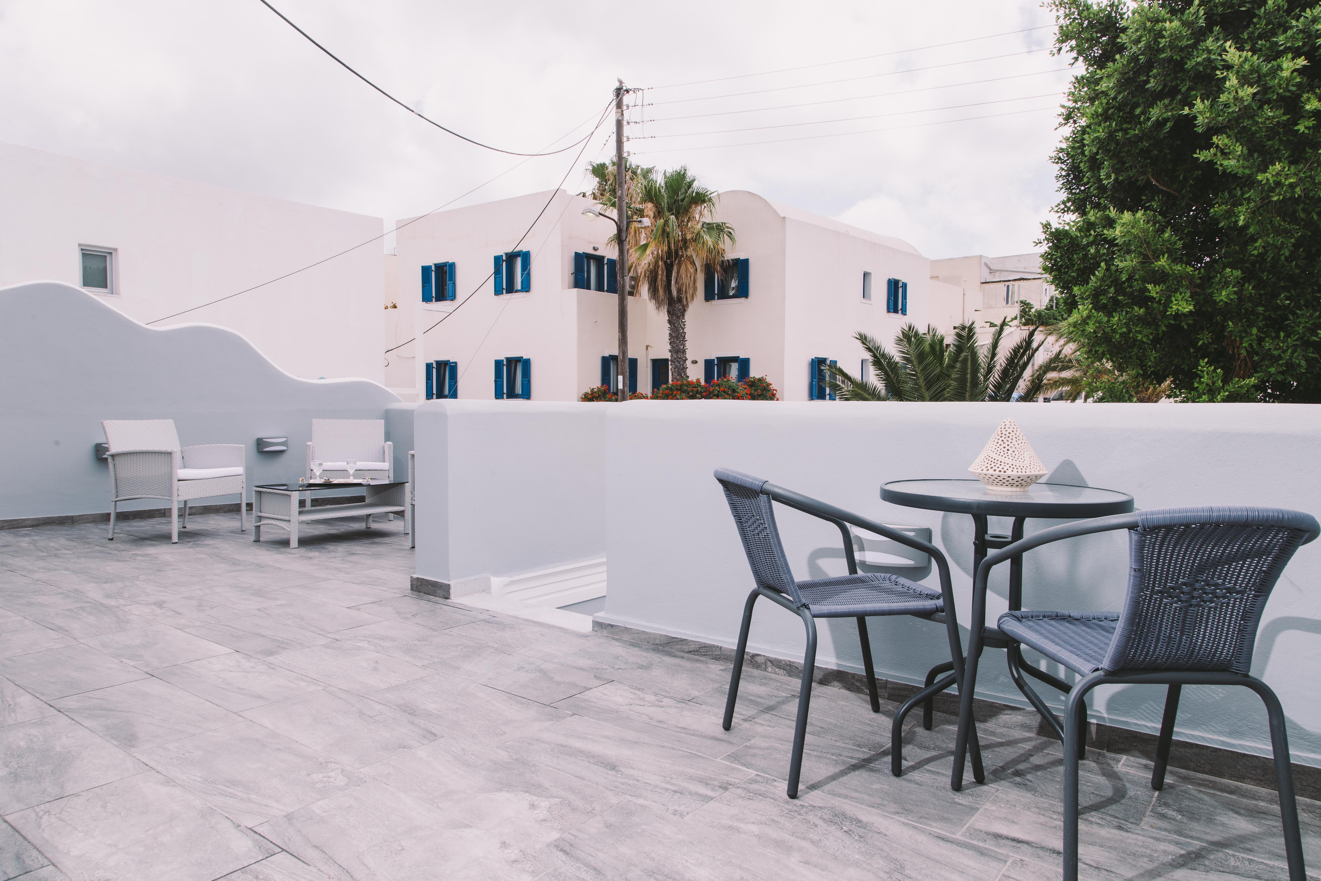 Oasis Hotel 3*