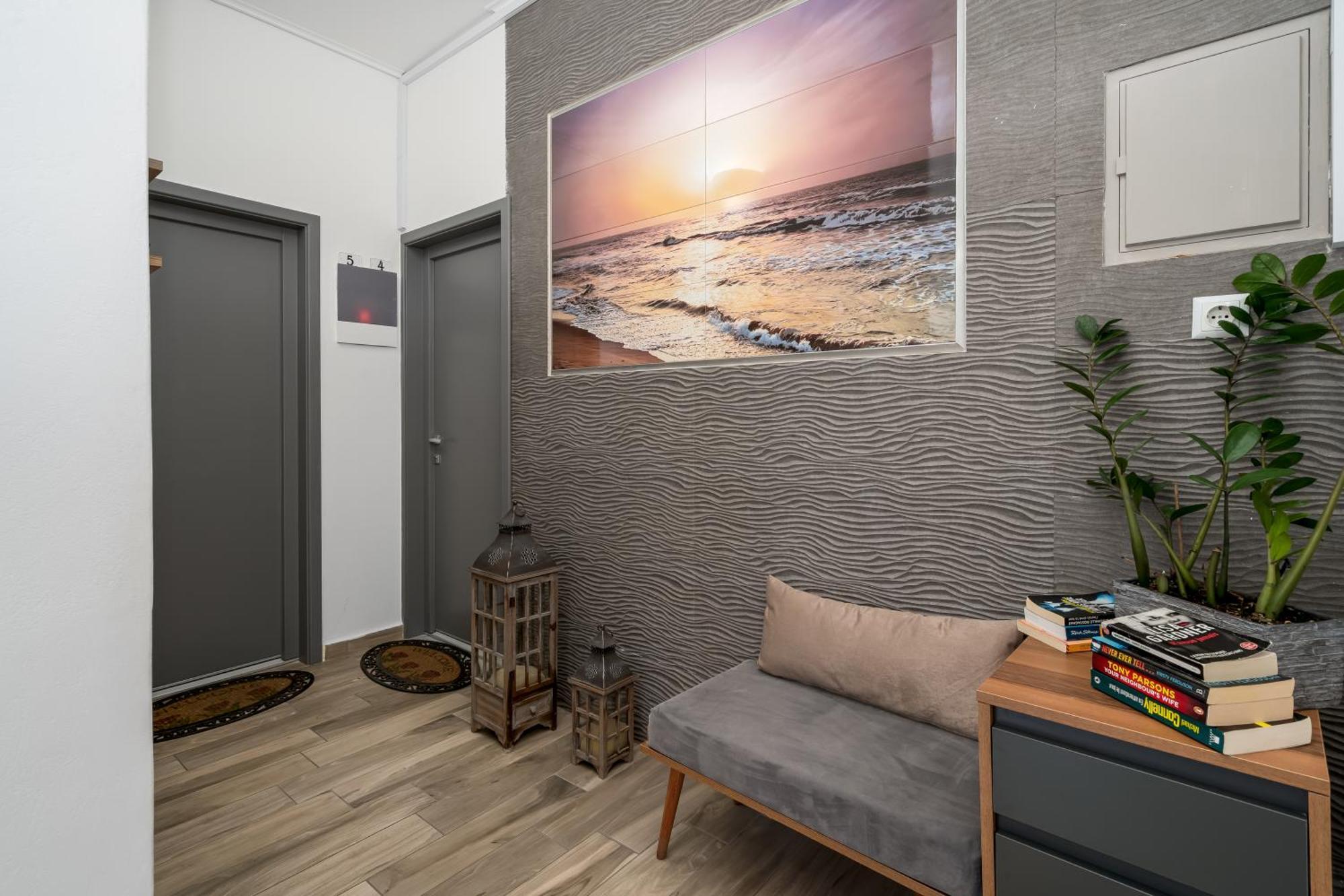 Hotel Oasis Suites Fira Fira (Santorini)