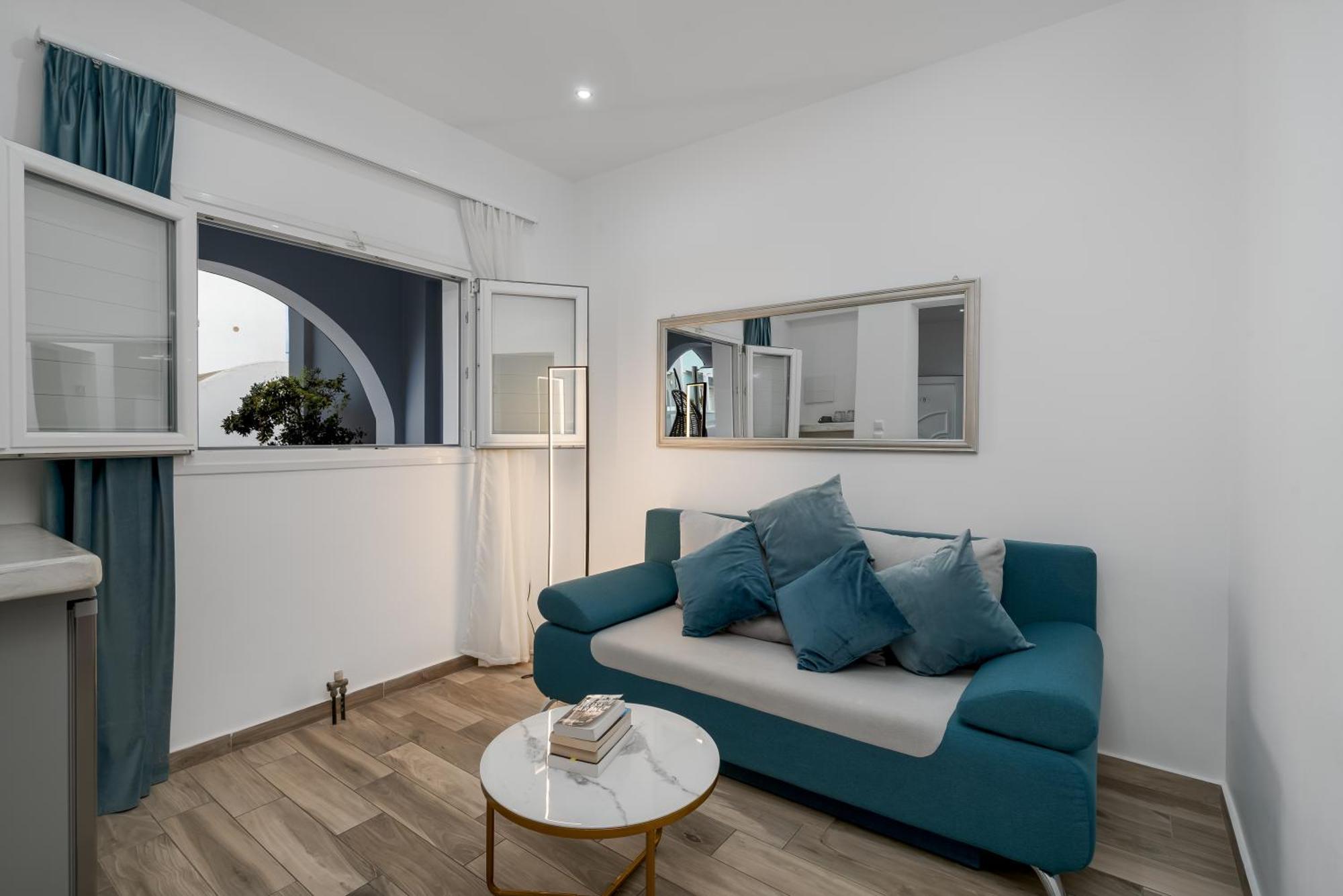 Oasis Suites Fira Hotel Fira (Santorini)