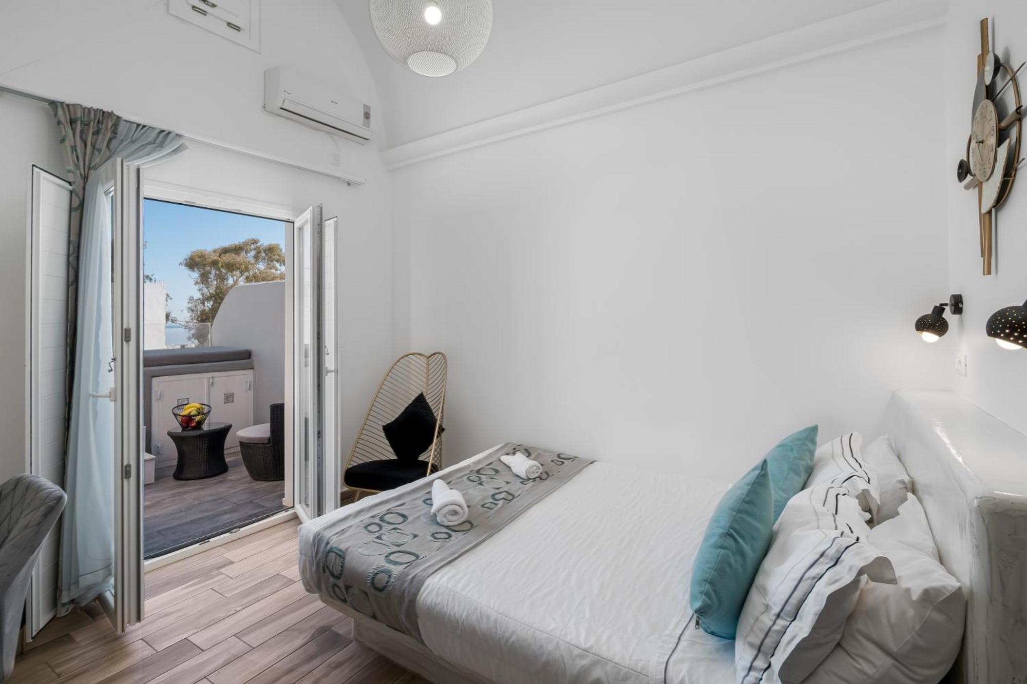 Oasis Suites Fira Hotel Fira (Santorini)